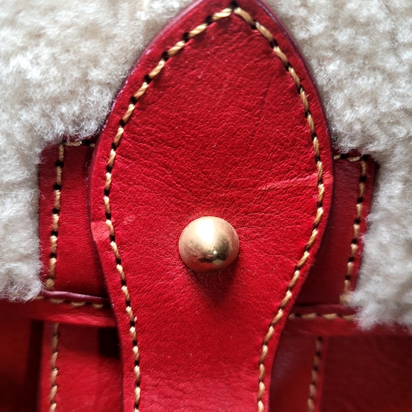 Dooney & Bourke Red Florentine Ivory Sherpa Crossbody Shoulder Saddle Bag - Picture 7 of 16